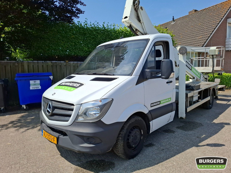 Dvižna ploščad montirana na tovornjak Mercedes-Benz Sprinter CMC PLA 210: slika 6