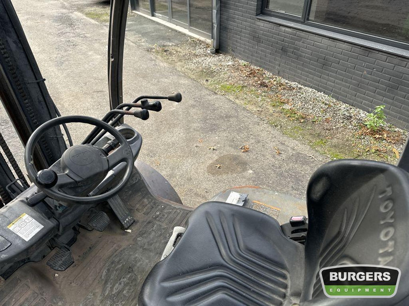 Toyota 8FDF25 - Diesel viličar: slika 5 Toyota 8FDF25 - Diesel viličar: slika 5