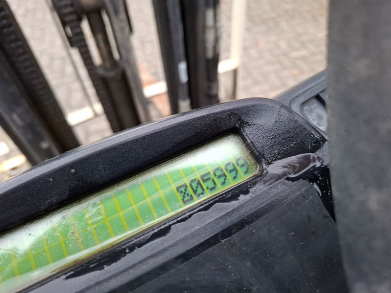 Yale GDP25 LX - Diesel viličar: slika 5 Yale GDP25 LX - Diesel viličar: slika 5