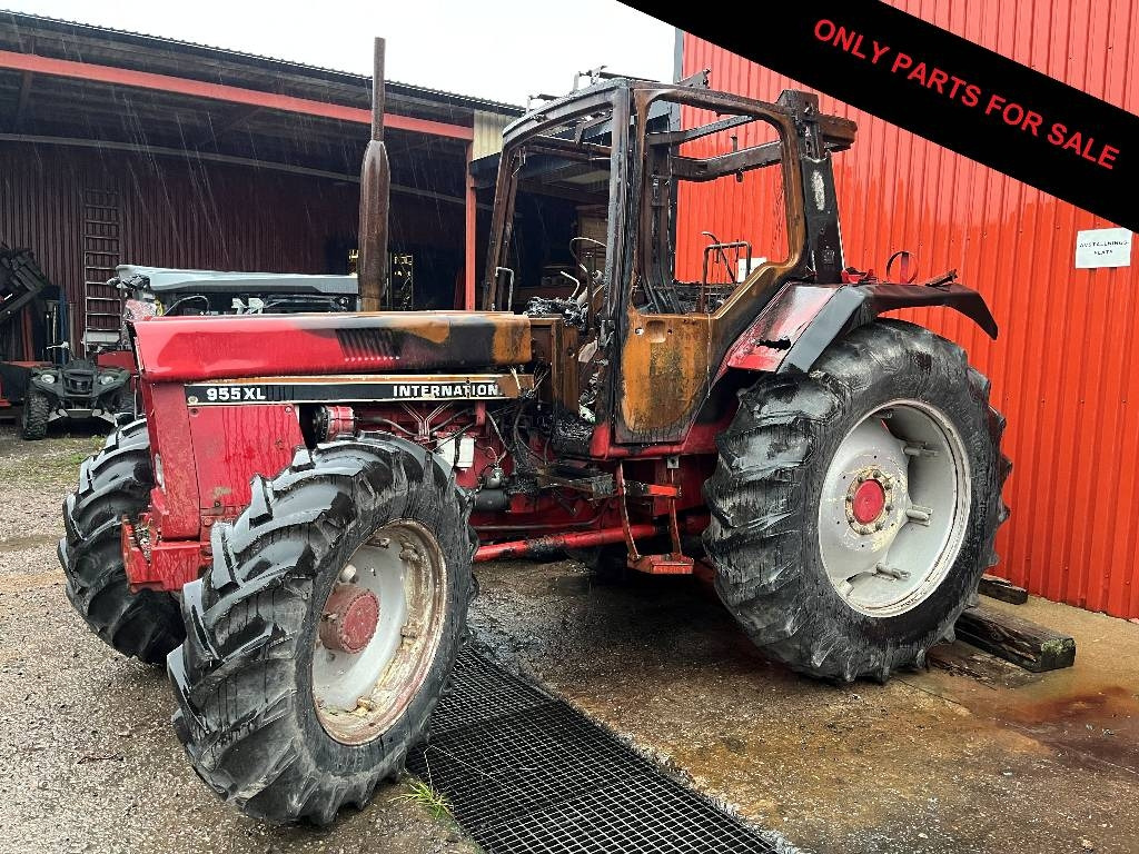 Case IH 955 XL Dismantled. Only spare parts - Traktor: slika 1 Case IH 955 XL Dismantled. Only spare parts - Traktor: slika 1
