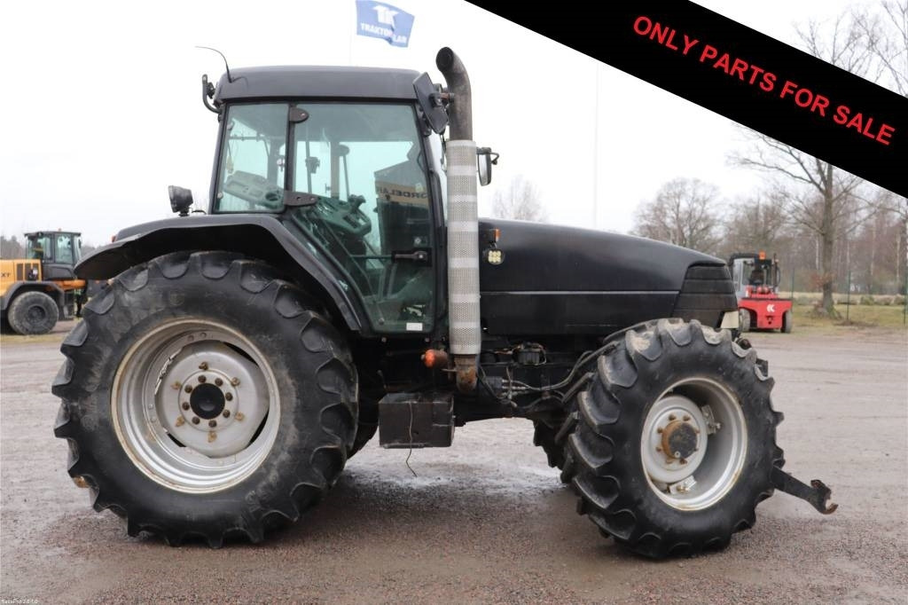 Case MX135. Dismantled: only spare parts - Traktor: slika 1 Case MX135. Dismantled: only spare parts - Traktor: slika 1