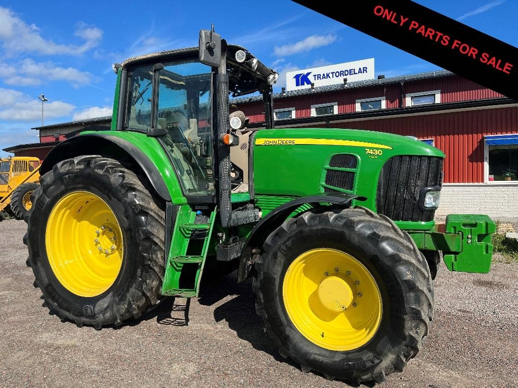 John Deere 7430 Dismantled. Only spare parts - Traktor: slika 1 John Deere 7430 Dismantled. Only spare parts - Traktor: slika 1