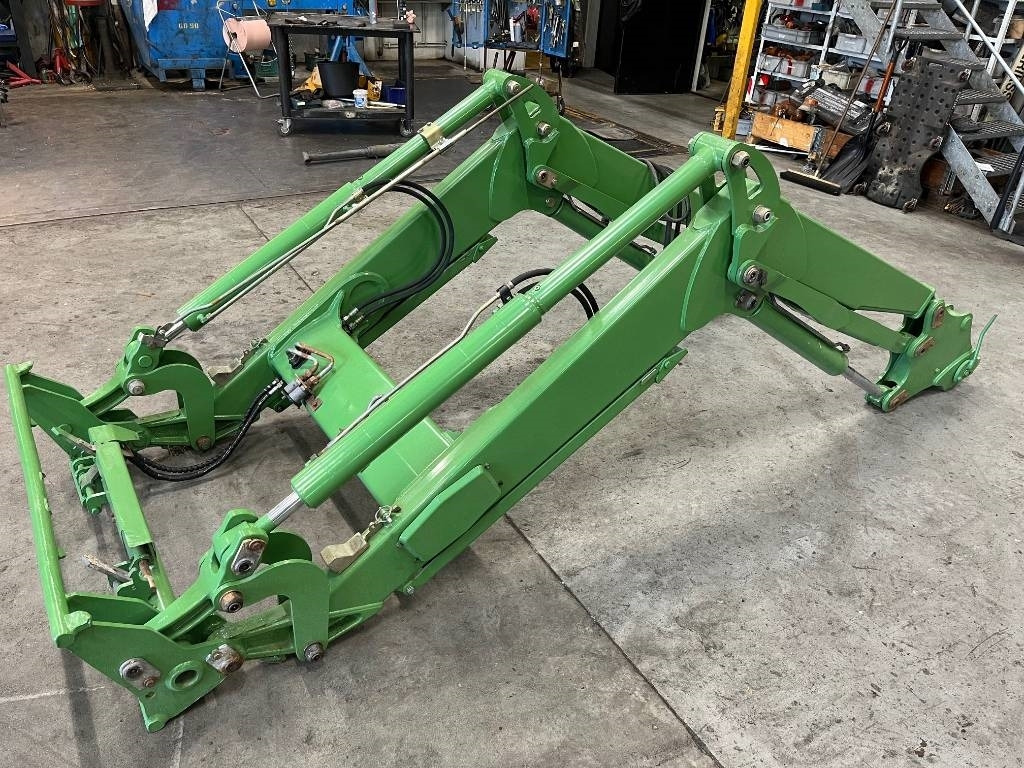 Lastare / Loader Fendt Agco 4X80 till Fendt 415 Va - Sprednji nakladalnik za traktor: slika 1 Lastare / Loader Fendt Agco 4X80 till Fendt 415 Va - Sprednji nakladalnik za traktor: slika 1