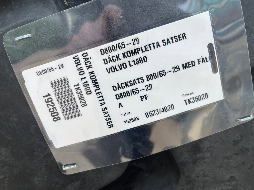 Michelin 800/65R29 XLD Volvo L150 L180 - Kompletno kolo: slika 2 Michelin 800/65R29 XLD Volvo L150 L180 - Kompletno kolo: slika 2