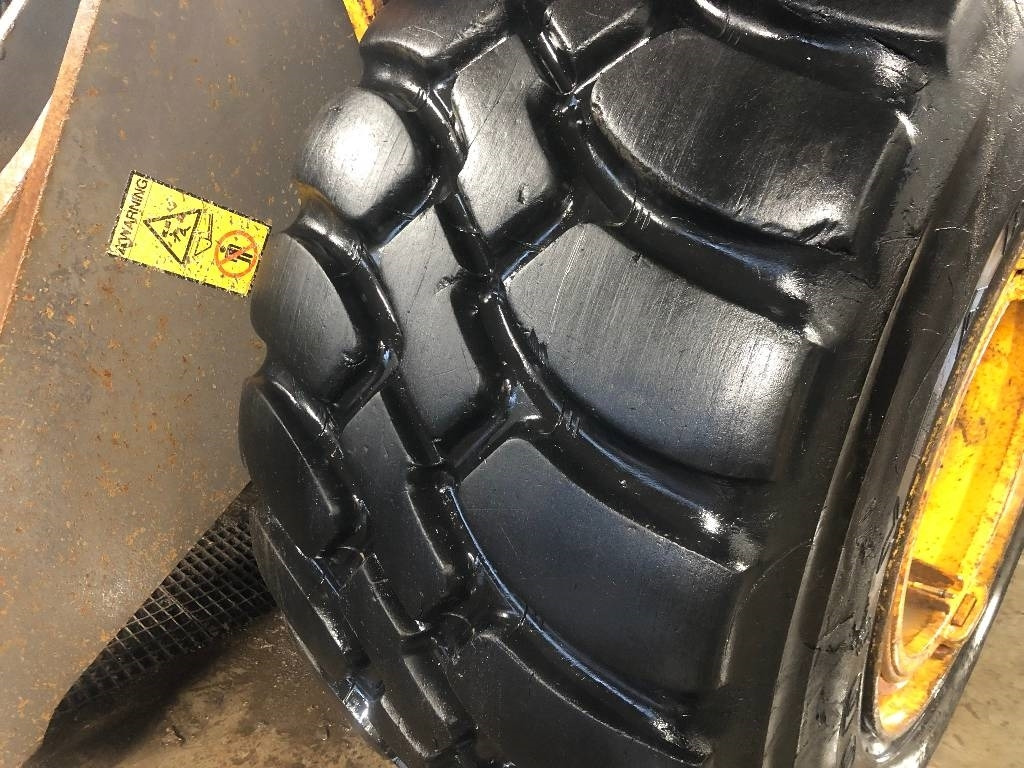 Volvo L 220 E Dismantled: only spare parts - Kolesni nakladalec: slika 5 Volvo L 220 E Dismantled: only spare parts - Kolesni nakladalec: slika 5