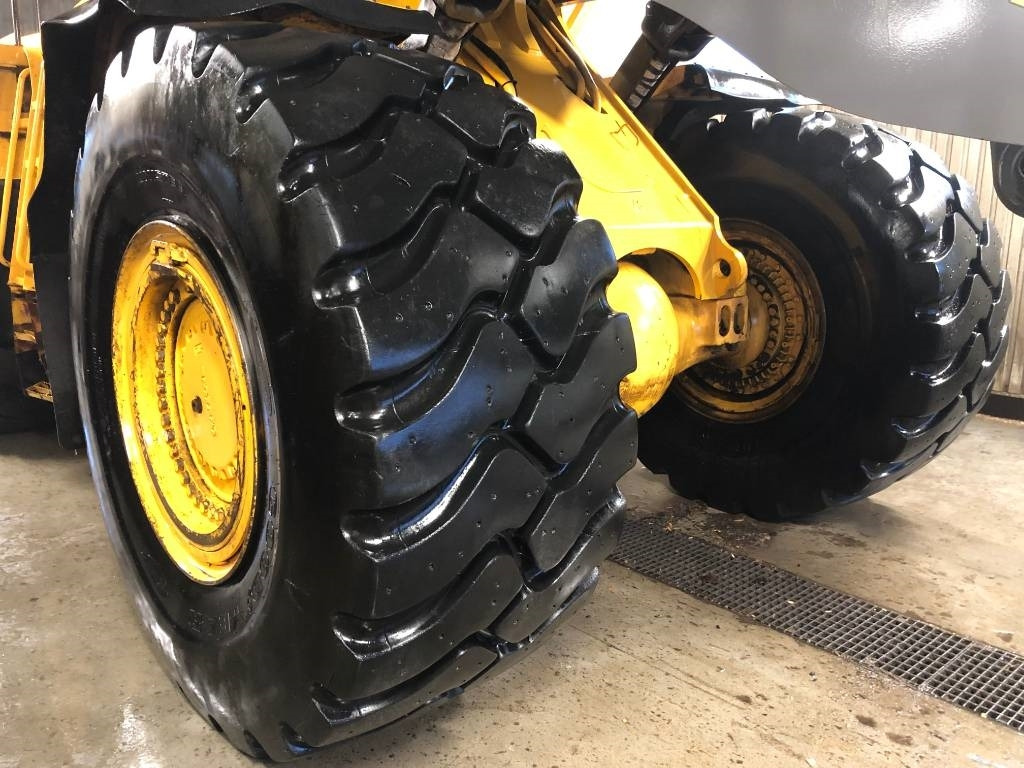 Kolesni nakladalec Volvo L 350 F Dismantled for parts: slika 7