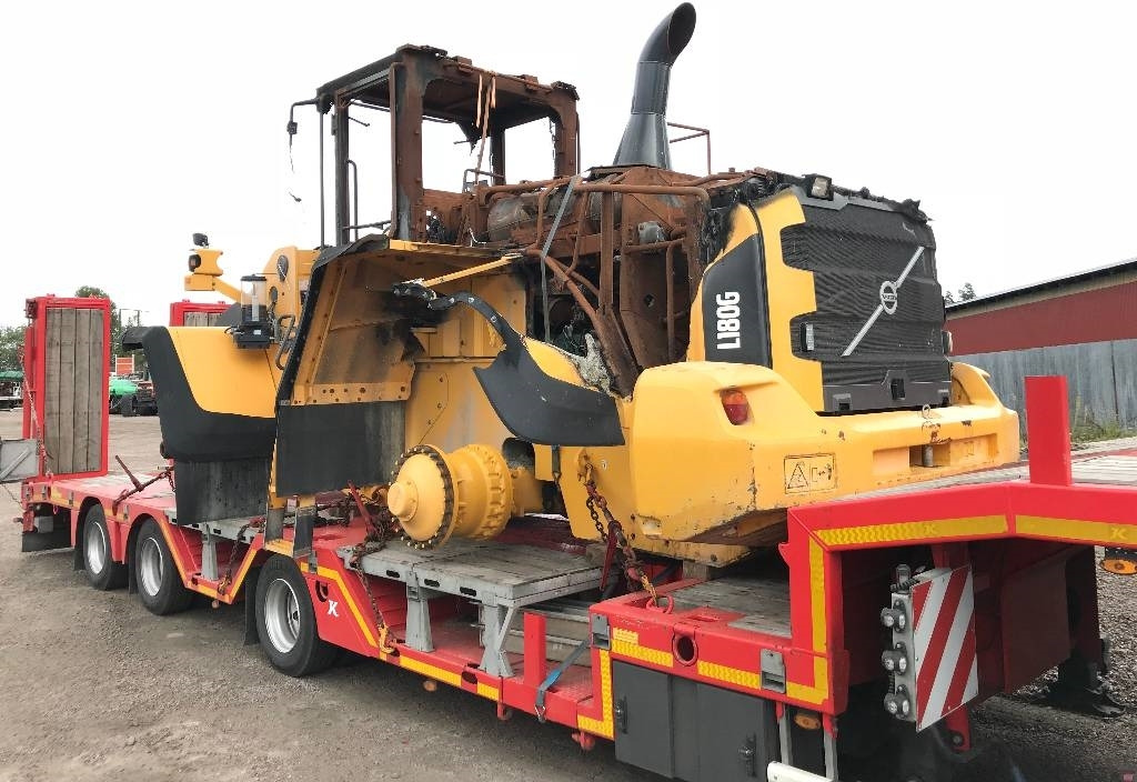 Volvo L180G Dismantled for spare parts - Kolesni nakladalec: slika 1 Volvo L180G Dismantled for spare parts - Kolesni nakladalec: slika 1