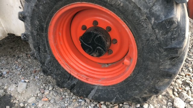 Bobcat Manitou Felgi 14x24 koła 460/70 R24 - Platišče za Gradbeni stroj: slika 2 Bobcat Manitou Felgi 14x24 koła 460/70 R24 - Platišče za Gradbeni stroj: slika 2