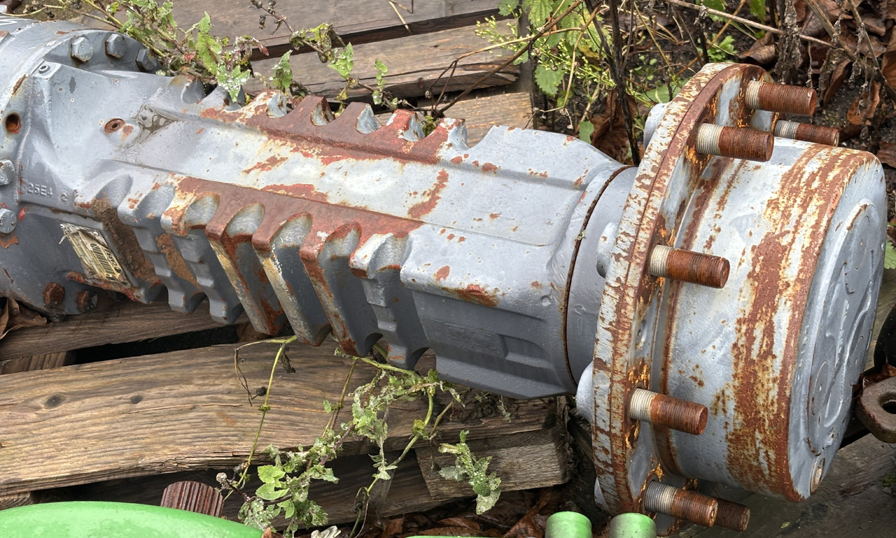 Carraro 28.32M 11885677 150006 Obudowa Mostu Pochwa Zwolnica Zwrotnica Hamulec Piasta CZĘŚCI - Os in deli za Kmetijski stroj: slika 3 Carraro 28.32M 11885677 150006 Obudowa Mostu Pochwa Zwolnica Zwrotnica Hamulec Piasta CZĘŚCI - Os in deli za Kmetijski stroj: slika 3