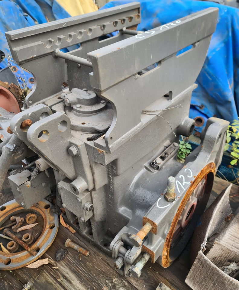 Case CS120 CS 120 Obudowa Centralna Mostu WOM Dyfer Dyferencjał Szyna 1331003301099EHW - Os in deli za Kmetijski stroj: slika 1 Case CS120 CS 120 Obudowa Centralna Mostu WOM Dyfer Dyferencjał Szyna 1331003301099EHW - Os in deli za Kmetijski stroj: slika 1