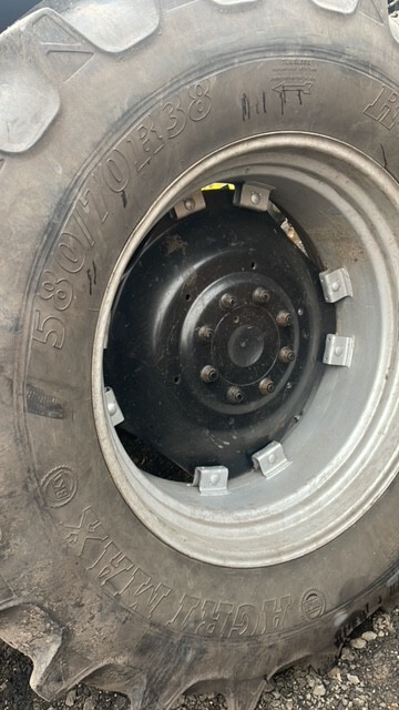 Case Felga 38" , case Felga 38 cali , 580/70 r38 - Platišče za Kmetijski stroj: slika 3 Case Felga 38" , case Felga 38 cali , 580/70 r38 - Platišče za Kmetijski stroj: slika 3