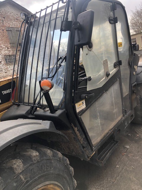 Cat TH Kabina - Kabina za Kmetijski stroj: slika 1 Cat TH Kabina - Kabina za Kmetijski stroj: slika 1