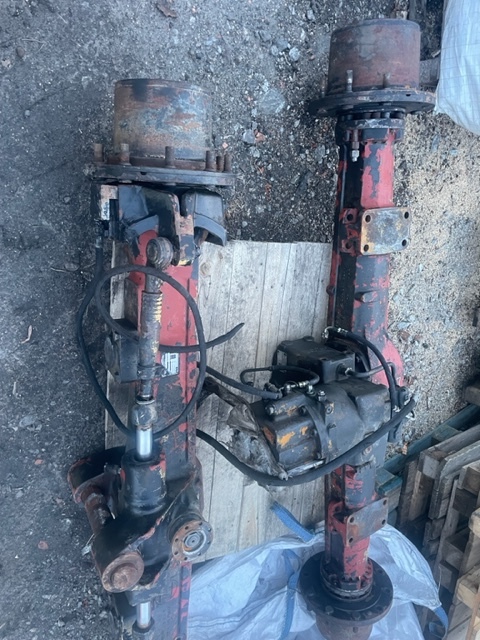 Os in deli za Kmetijski stroj Caterpillar most napędowy ZF APL-B355: slika 7