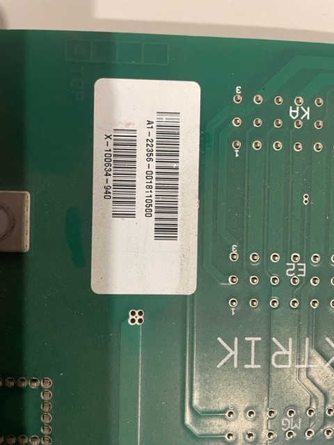 Centrala elektryczna Claas Jaguar 0018110500 - ECU za Kmetijski stroj: slika 2 Centrala elektryczna Claas Jaguar 0018110500 - ECU za Kmetijski stroj: slika 2