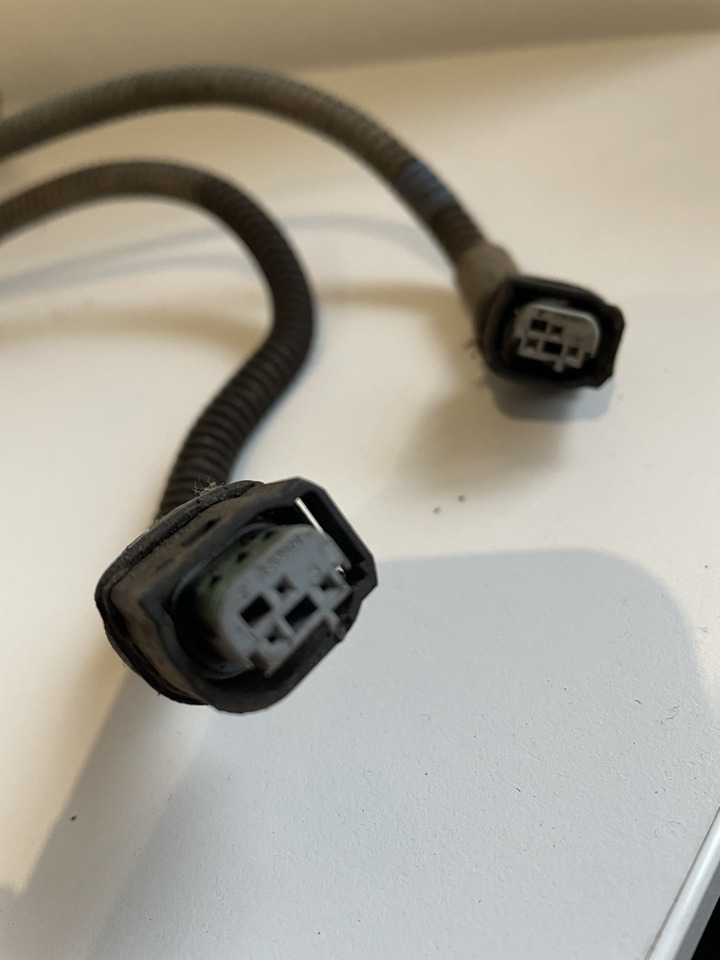 Claas Arion 550-520 650-620 - kabel wiązka elektryczna 0021581051 - Kabli/ Žični kabel za Traktor: slika 3 Claas Arion 550-520 650-620 - kabel wiązka elektryczna 0021581051 - Kabli/ Žični kabel za Traktor: slika 3
