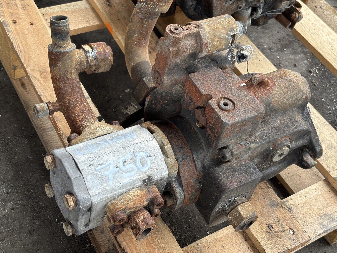 Claas Lexion 750 Danfos Bosch Rexroth Pompa Hydrauliczna KRR045DECD2NN KRR045 83024430 - Hidravlična črpalka za Kmetijski stroj: slika 3 Claas Lexion 750 Danfos Bosch Rexroth Pompa Hydrauliczna KRR045DECD2NN KRR045 83024430 - Hidravlična črpalka za Kmetijski stroj: slika 3