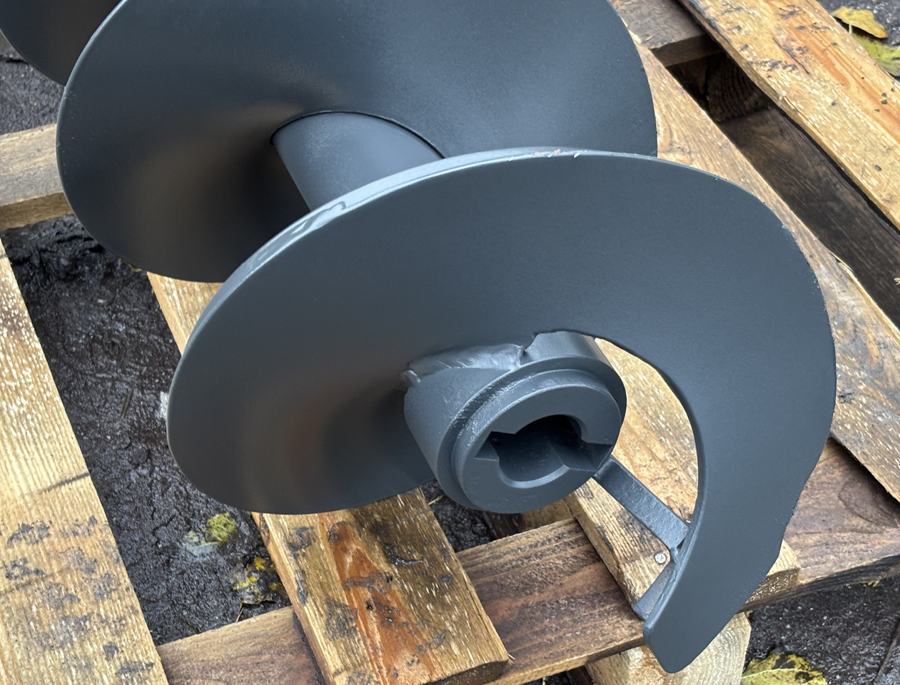 Claas Lexion 750 Ślimak Transportowy Rozładunku Ziarna 0007552066 0007554456 - Vrtalo: slika 4 Claas Lexion 750 Ślimak Transportowy Rozładunku Ziarna 0007552066 0007554456 - Vrtalo: slika 4