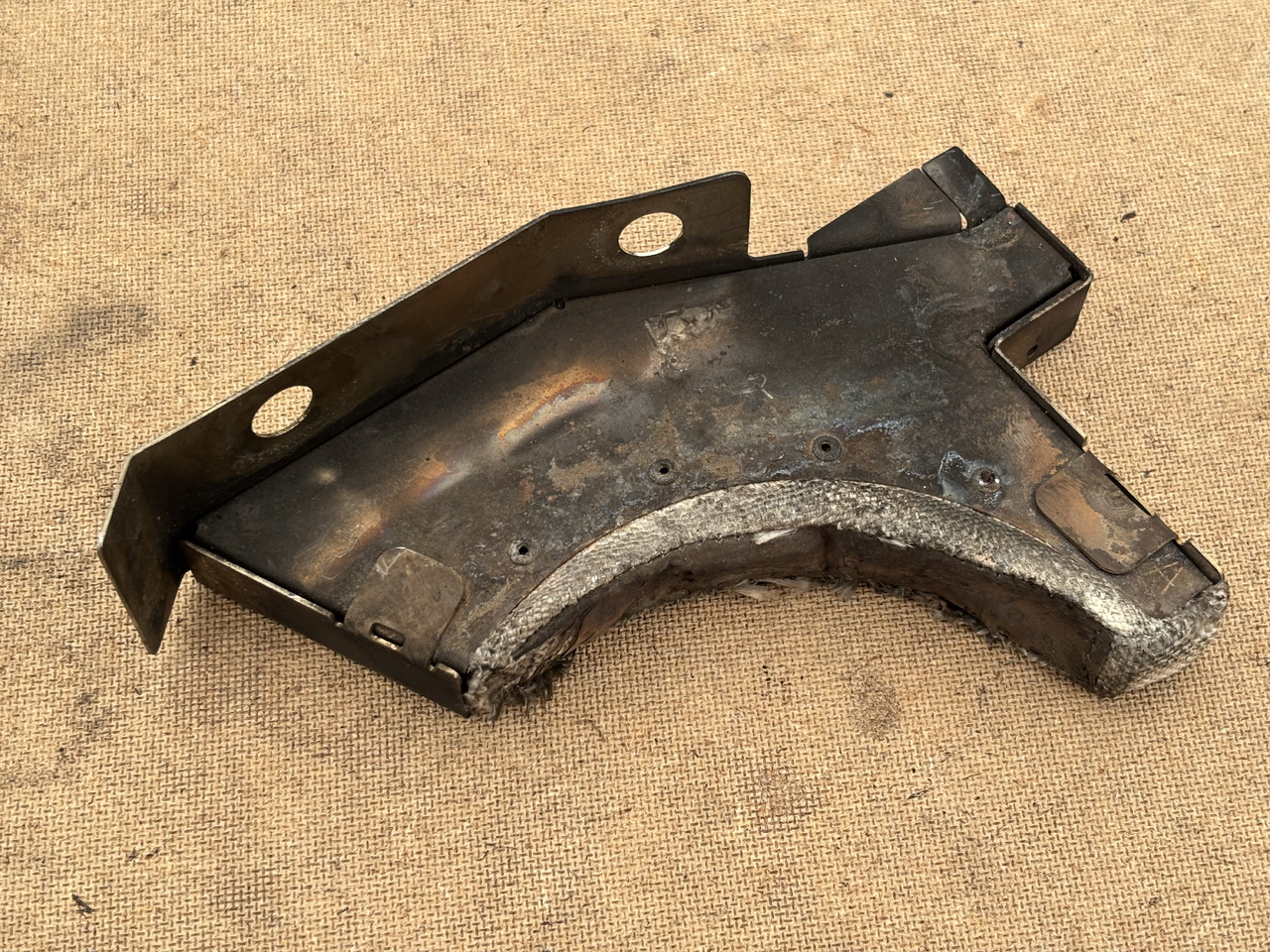 Claas Lexion 780 Izolacja Silnika Pokrywa Maska Obudowa Narożnik 00 0781 220 0 0007812200 - Motorno tesnilo za Kombajn harvester: slika 1 Claas Lexion 780 Izolacja Silnika Pokrywa Maska Obudowa Narożnik 00 0781 220 0 0007812200 - Motorno tesnilo za Kombajn harvester: slika 1