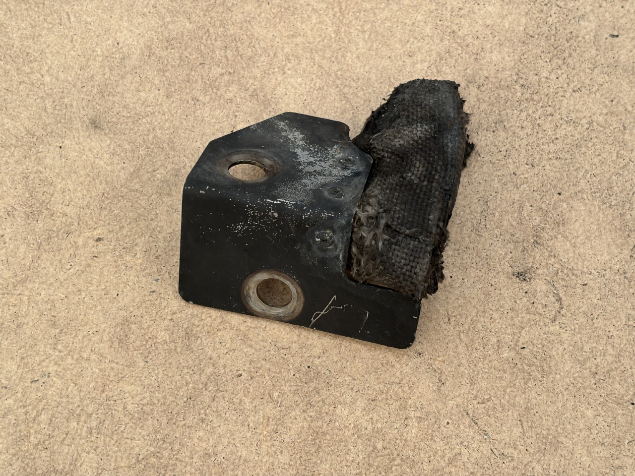 Claas Lexion 780 Ogranicznik Osłona Obudowa silnika 0007812160 0007812120 - Motor in deli za Kmetijski stroj: slika 2 Claas Lexion 780 Ogranicznik Osłona Obudowa silnika 0007812160 0007812120 - Motor in deli za Kmetijski stroj: slika 2