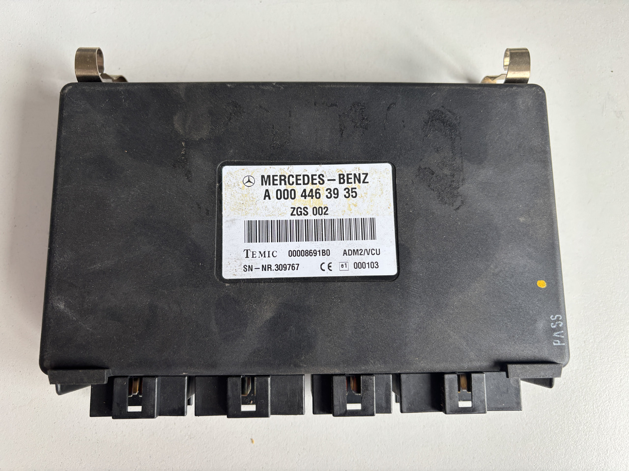 Claas Lexion Mega Jaguar - moduł sterownik silnika ECU A0004463935 - ECU za Kmetijski stroj: slika 1 Claas Lexion Mega Jaguar - moduł sterownik silnika ECU A0004463935 - ECU za Kmetijski stroj: slika 1