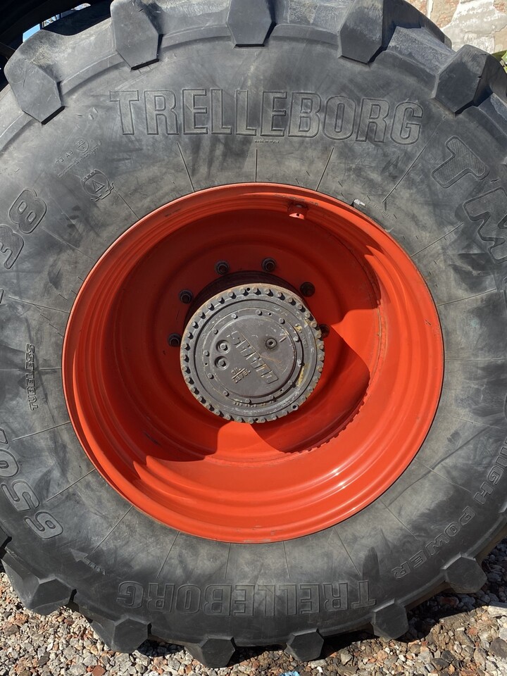 Claas Xerion 3300 Trac - Opony 650/85 R38 TRELLEBORG - Guma za Traktor: slika 3 Claas Xerion 3300 Trac - Opony 650/85 R38 TRELLEBORG - Guma za Traktor: slika 3