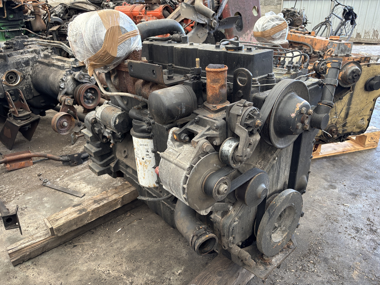 Cummins 6CT 6CTA 6CTAA 8.3 6T830 6T-830 - silnik kompletny - Motor za Gradbeni stroj: slika 1 Cummins 6CT 6CTA 6CTAA 8.3 6T830 6T-830 - silnik kompletny - Motor za Gradbeni stroj: slika 1
