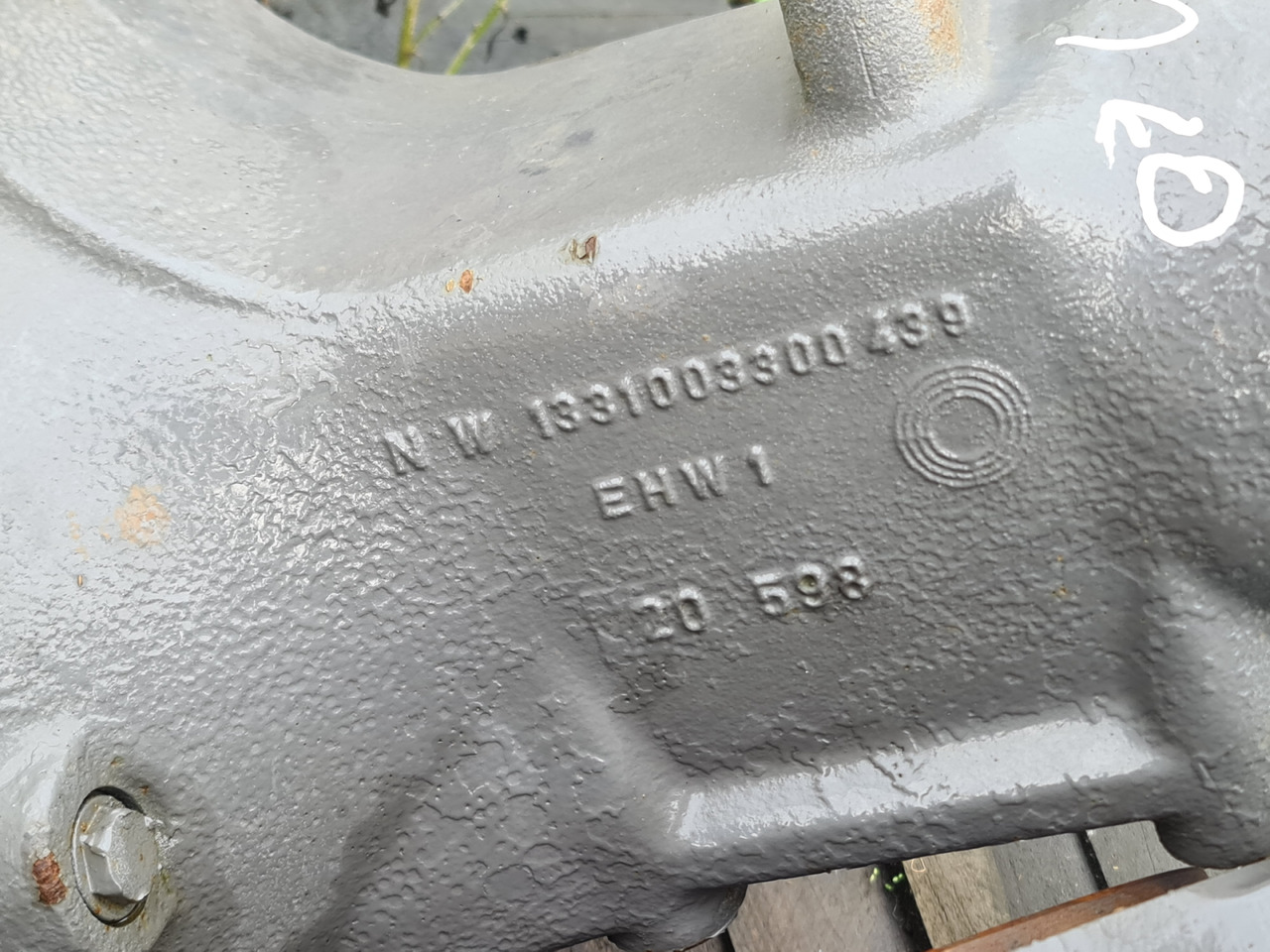 Deutz Case Same Obudowa Zwolnicy Tylnego Mostu 1331003300439 - Os in deli za Kmetijski stroj: slika 2 Deutz Case Same Obudowa Zwolnicy Tylnego Mostu 1331003300439 - Os in deli za Kmetijski stroj: slika 2