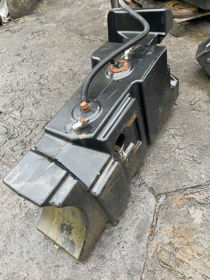 Deutz Fahr Agrotron - zbiornik paliwa 001418183 - Rezervoar za gorivo za Kmetijski stroj: slika 2 Deutz Fahr Agrotron - zbiornik paliwa 001418183 - Rezervoar za gorivo za Kmetijski stroj: slika 2