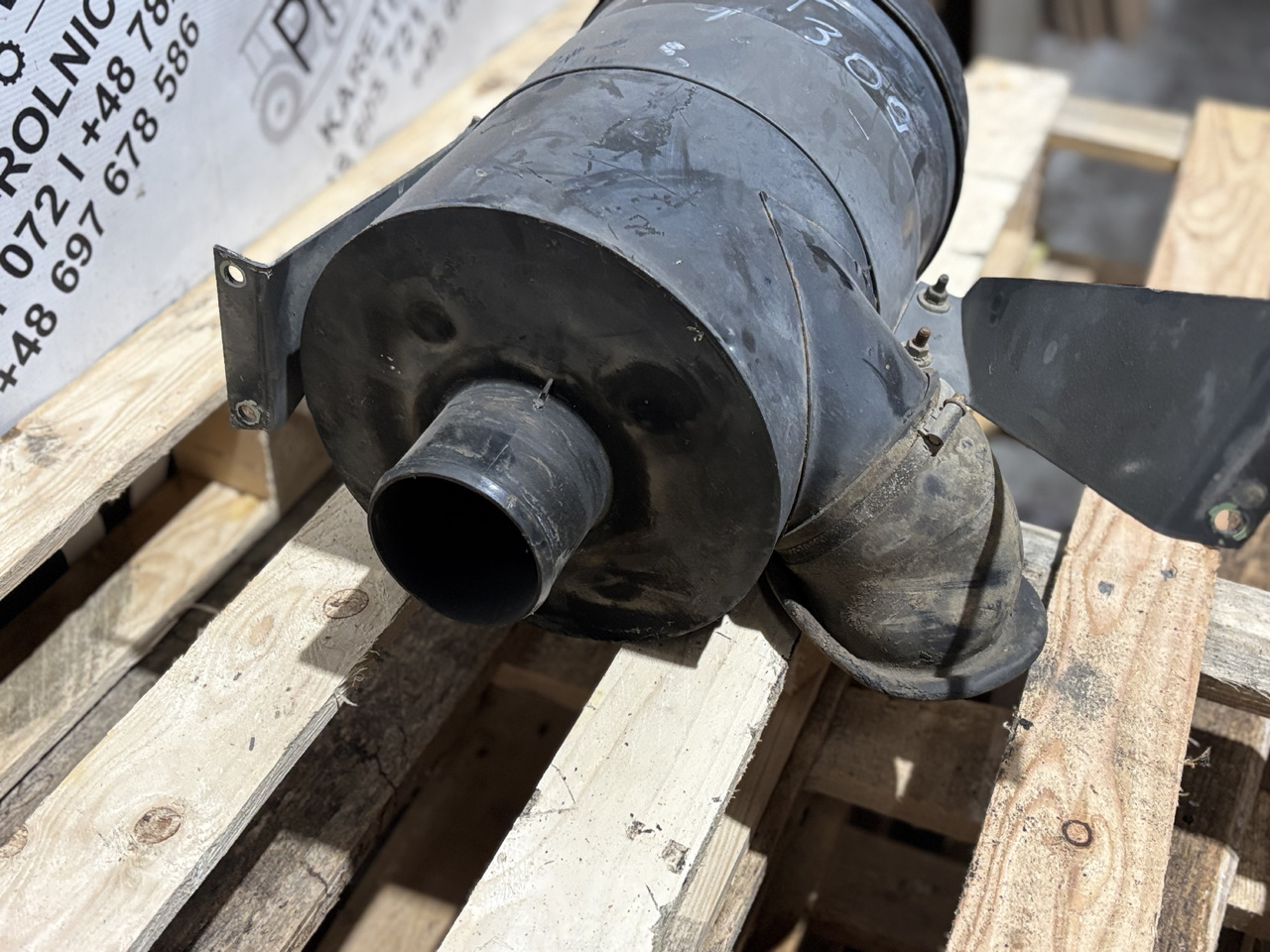 Fendt 309 Obudowa Filtra Powietrza - Zračni filter za Kmetijski stroj: slika 3 Fendt 309 Obudowa Filtra Powietrza - Zračni filter za Kmetijski stroj: slika 3