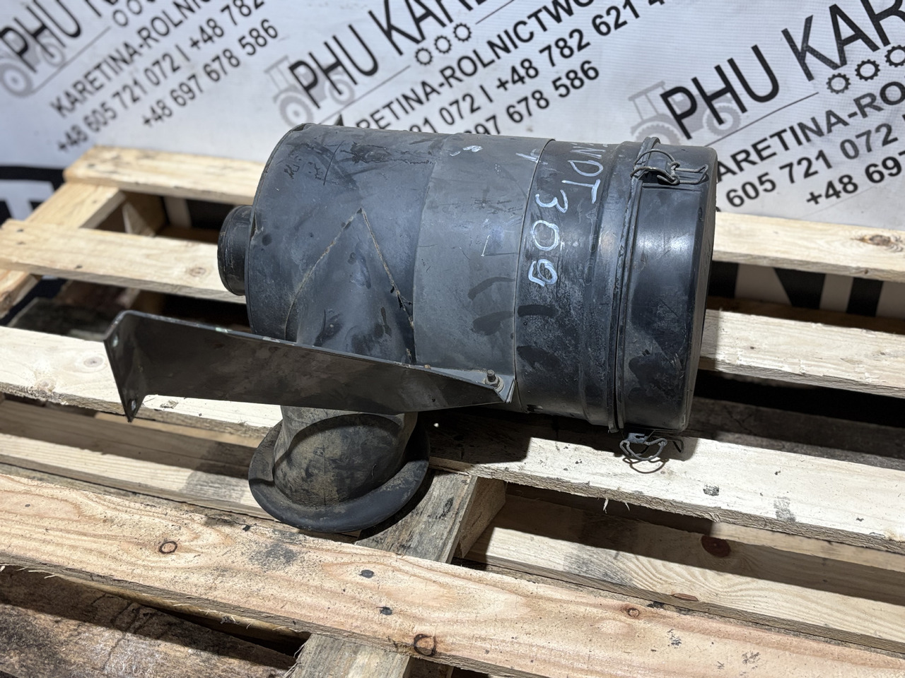 Fendt 309 Obudowa Filtra Powietrza - Zračni filter za Kmetijski stroj: slika 1 Fendt 309 Obudowa Filtra Powietrza - Zračni filter za Kmetijski stroj: slika 1