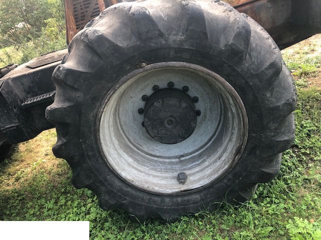 Harvester Valmet Komatsu - Koła - Kompletno kolo za Gozdarska oprema: slika 2 Harvester Valmet Komatsu - Koła - Kompletno kolo za Gozdarska oprema: slika 2