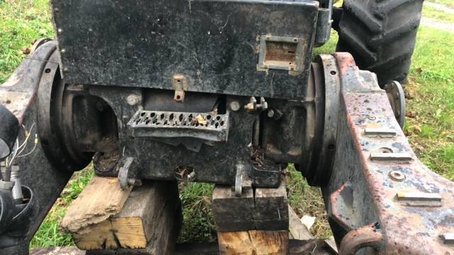Harwester Valmet 911 Komatsu - Zwolnice - Bočni reduktor za Kmetijski stroj: slika 4 Harwester Valmet 911 Komatsu - Zwolnice - Bočni reduktor za Kmetijski stroj: slika 4