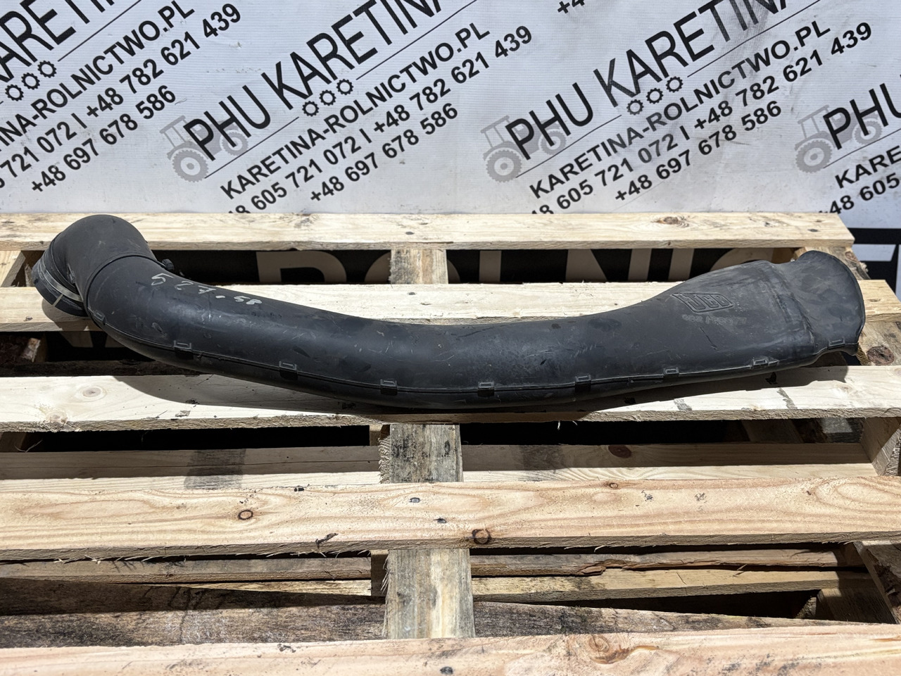 JCB 332/F0077 Kanał Rura Wlotowa - Cev za dovod zraka za Gradbeni stroj: slika 1 JCB 332/F0077 Kanał Rura Wlotowa - Cev za dovod zraka za Gradbeni stroj: slika 1