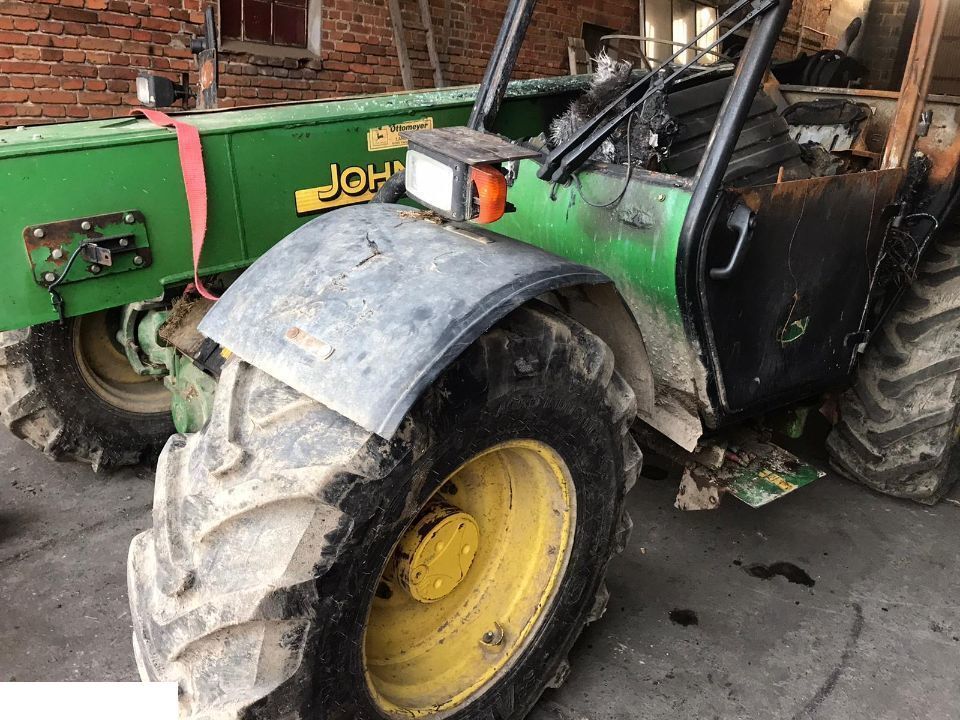 John Deere 3400 - CZĘŚCI - Felgi - Platišče za Kmetijski stroj: slika 2 John Deere 3400 - CZĘŚCI - Felgi - Platišče za Kmetijski stroj: slika 2