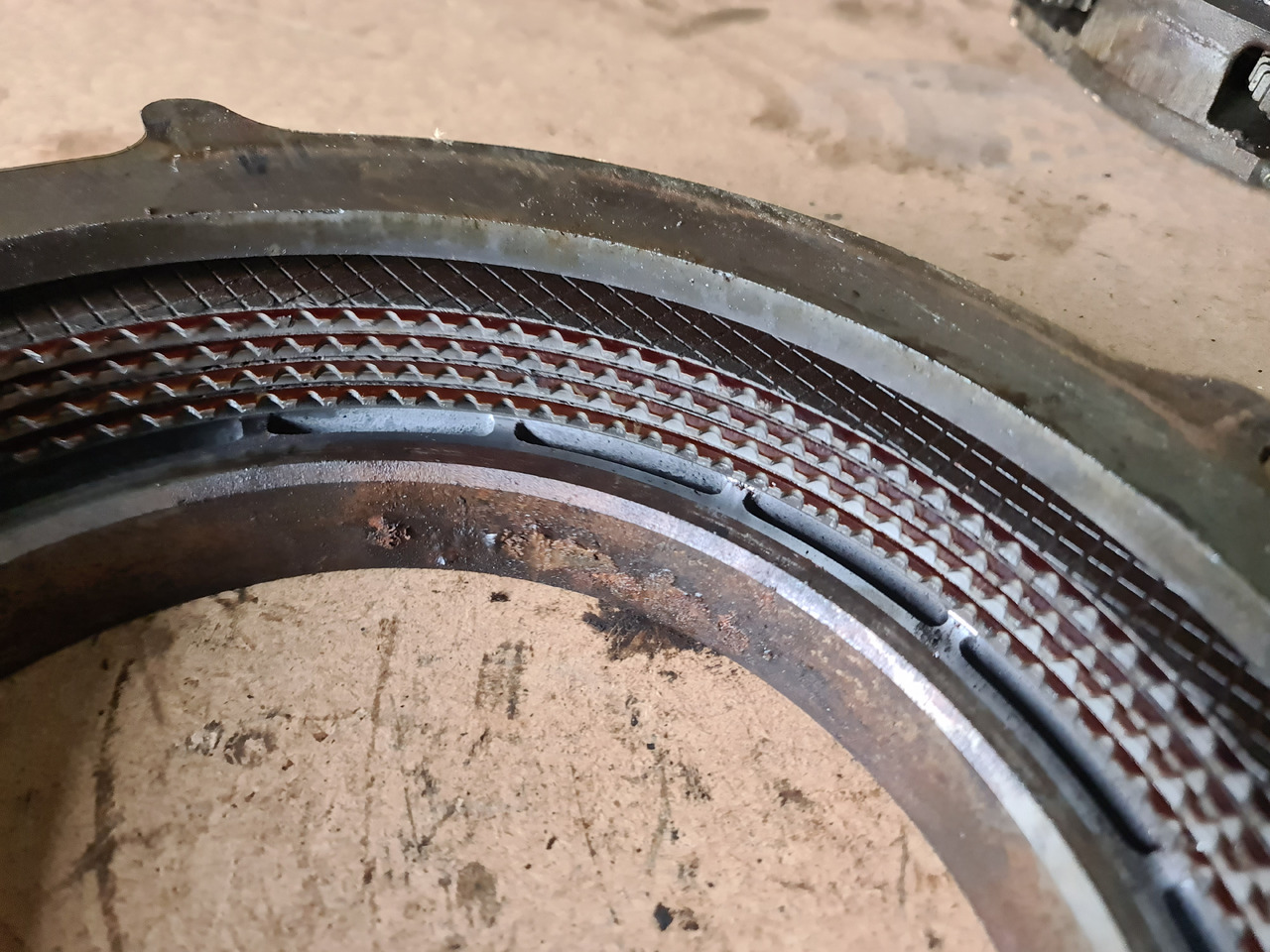 John Deere 4650 4850 Obudowa Hamulca Tłoka Hamulcowego R72041 R72042 - Zavorni deli za Kmetijski stroj: slika 5 John Deere 4650 4850 Obudowa Hamulca Tłoka Hamulcowego R72041 R72042 - Zavorni deli za Kmetijski stroj: slika 5