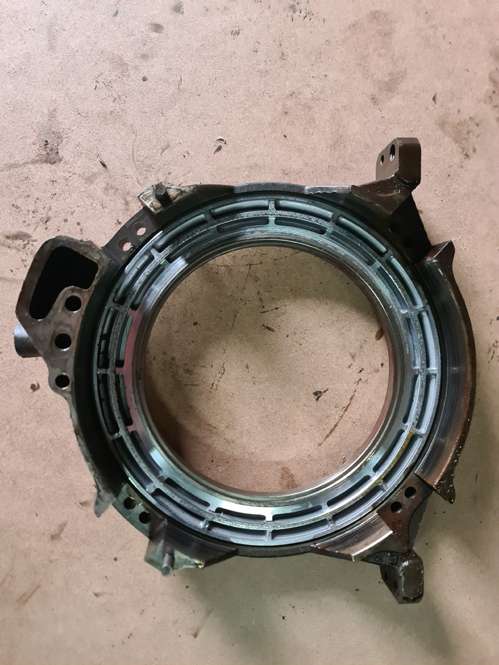 John Deere 4650, 4850 Obudowa Tłoka Hamulcowego R72044 - Zavorni deli za Kmetijski stroj: slika 3 John Deere 4650, 4850 Obudowa Tłoka Hamulcowego R72044 - Zavorni deli za Kmetijski stroj: slika 3