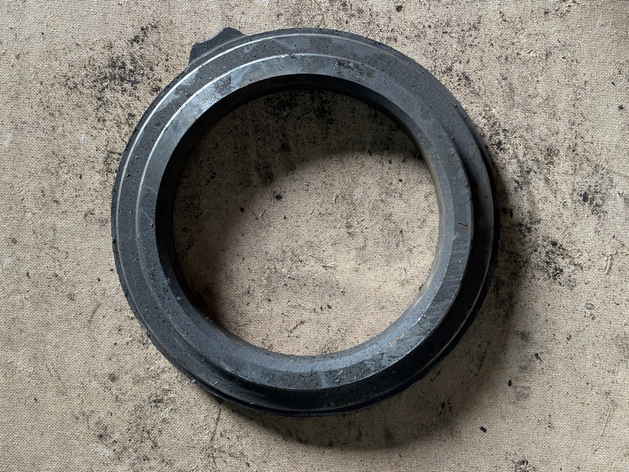 John Deere 6140 6800 6900 7420 7500 Docisk Hamulca Płytka R125127 - Zavorni deli za Kmetijski stroj: slika 3 John Deere 6140 6800 6900 7420 7500 Docisk Hamulca Płytka R125127 - Zavorni deli za Kmetijski stroj: slika 3