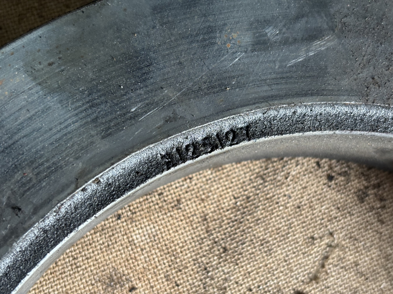 John Deere 6140 6800 6900 7420 7500 Docisk Hamulca Płytka R125127 - Zavorni deli za Kmetijski stroj: slika 2 John Deere 6140 6800 6900 7420 7500 Docisk Hamulca Płytka R125127 - Zavorni deli za Kmetijski stroj: slika 2