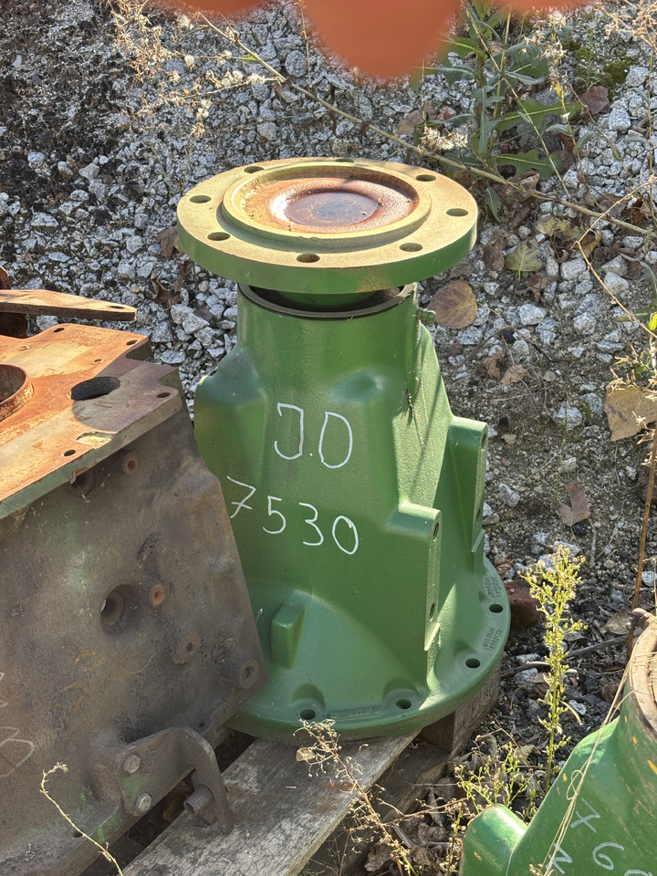 John Deere 7530 Oś Tylnia Zwolnica Wieniec Półoś CZĘŚCI R156484 R242328 R263069 - Bočni reduktor za Kmetijski stroj: slika 1 John Deere 7530 Oś Tylnia Zwolnica Wieniec Półoś CZĘŚCI R156484 R242328 R263069 - Bočni reduktor za Kmetijski stroj: slika 1