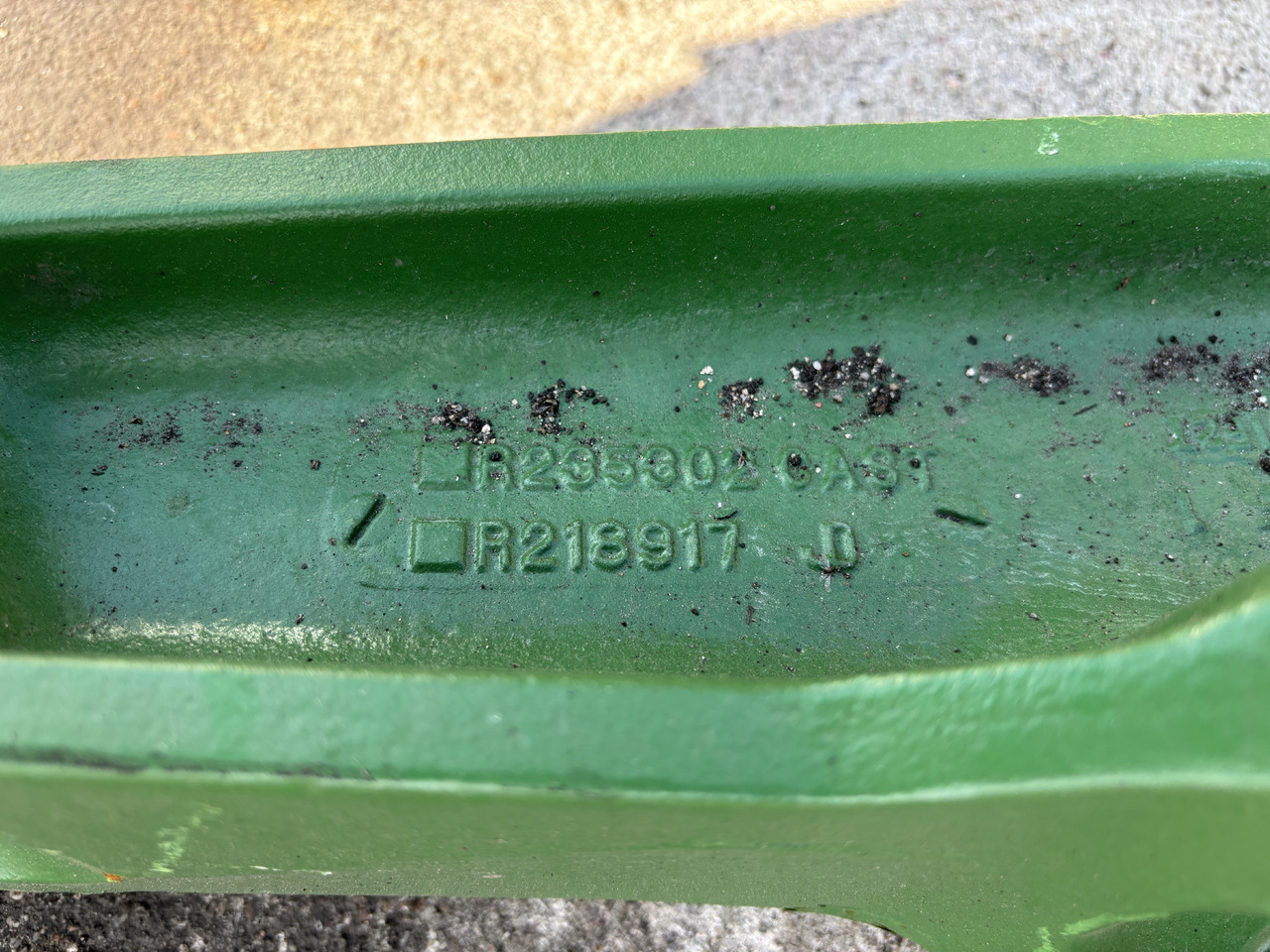 John Deere 7xxxR 8xxxR - ramię podnośnika lewe R218917 R235302 - Roka: slika 2 John Deere 7xxxR 8xxxR - ramię podnośnika lewe R218917 R235302 - Roka: slika 2