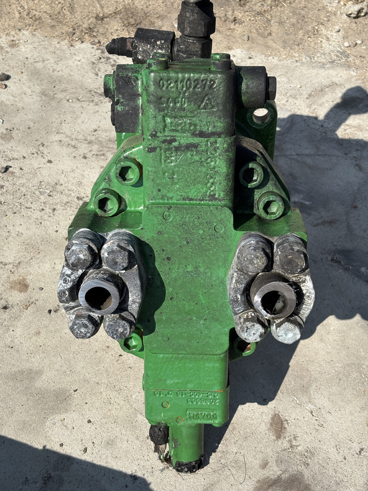 John Deere 8200 8400 8600 9500 9800 Hydromotor AXE78687 - Hidravlični motor za Kmetijski stroj: slika 2 John Deere 8200 8400 8600 9500 9800 Hydromotor AXE78687 - Hidravlični motor za Kmetijski stroj: slika 2