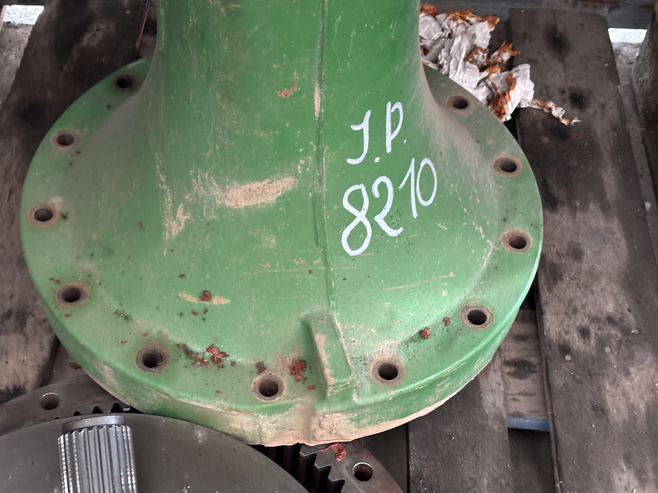 John Deere 8330 8370 Zwolnica Tylna Obudowa Wał R156486 R174225 R156486 R314670 R296985 R560119 - Bočni reduktor za Kmetijski stroj: slika 3 John Deere 8330 8370 Zwolnica Tylna Obudowa Wał R156486 R174225 R156486 R314670 R296985 R560119 - Bočni reduktor za Kmetijski stroj: slika 3