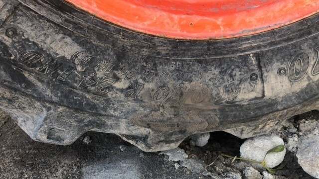 Koła felgi Bobcat massey ferguson 15x24 , 460/70 r24 - Kompletno kolo za Kmetijski stroj: slika 2 Koła felgi Bobcat massey ferguson 15x24 , 460/70 r24 - Kompletno kolo za Kmetijski stroj: slika 2