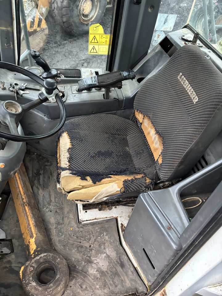 Liebherr 564 Ładowarka Kabina Fotel Kokpit Joystick CZĘŚCI - Sedež za Gradbeni stroj: slika 1 Liebherr 564 Ładowarka Kabina Fotel Kokpit Joystick CZĘŚCI - Sedež za Gradbeni stroj: slika 1