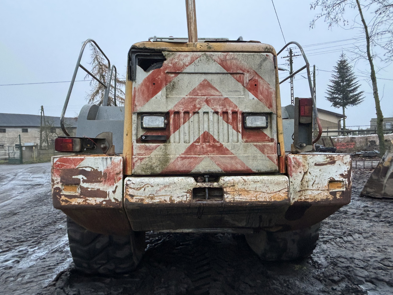 Liebherr 564 Opona Opony Felga Piasta Pompa Hydrauliczna Hydrostat Skrzynia Biegów CZĘŚCI - Platišče za Kmetijski stroj: slika 4 Liebherr 564 Opona Opony Felga Piasta Pompa Hydrauliczna Hydrostat Skrzynia Biegów CZĘŚCI - Platišče za Kmetijski stroj: slika 4