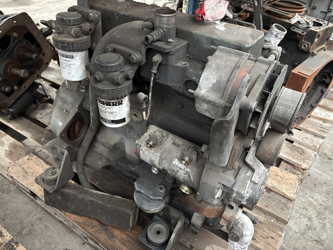 Liebherr D504 TI OI eII 97/68FA 2001/63 Silnik CZĘŚCI - Motor za Kmetijski stroj: slika 1 Liebherr D504 TI OI eII 97/68FA 2001/63 Silnik CZĘŚCI - Motor za Kmetijski stroj: slika 1