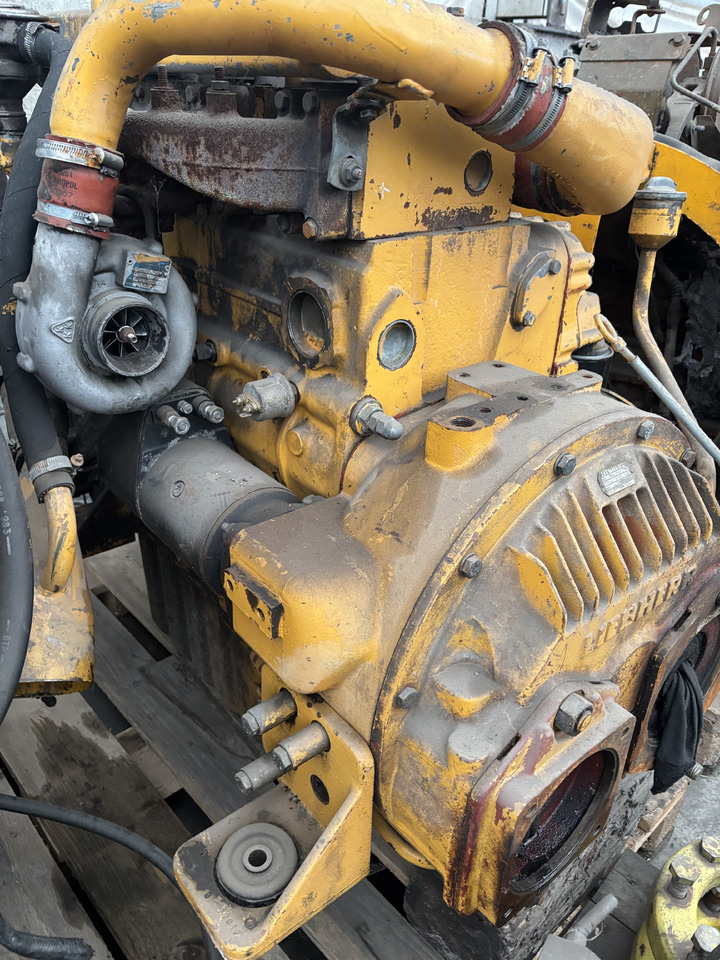 Liebherr D904T D 904 T Silnik Kompletny Blok Koło Zamachowe Wał Korbowy Pokrywa Miska CZĘŚCI - Vztrajnik za Kmetijski stroj: slika 5 Liebherr D904T D 904 T Silnik Kompletny Blok Koło Zamachowe Wał Korbowy Pokrywa Miska CZĘŚCI - Vztrajnik za Kmetijski stroj: slika 5