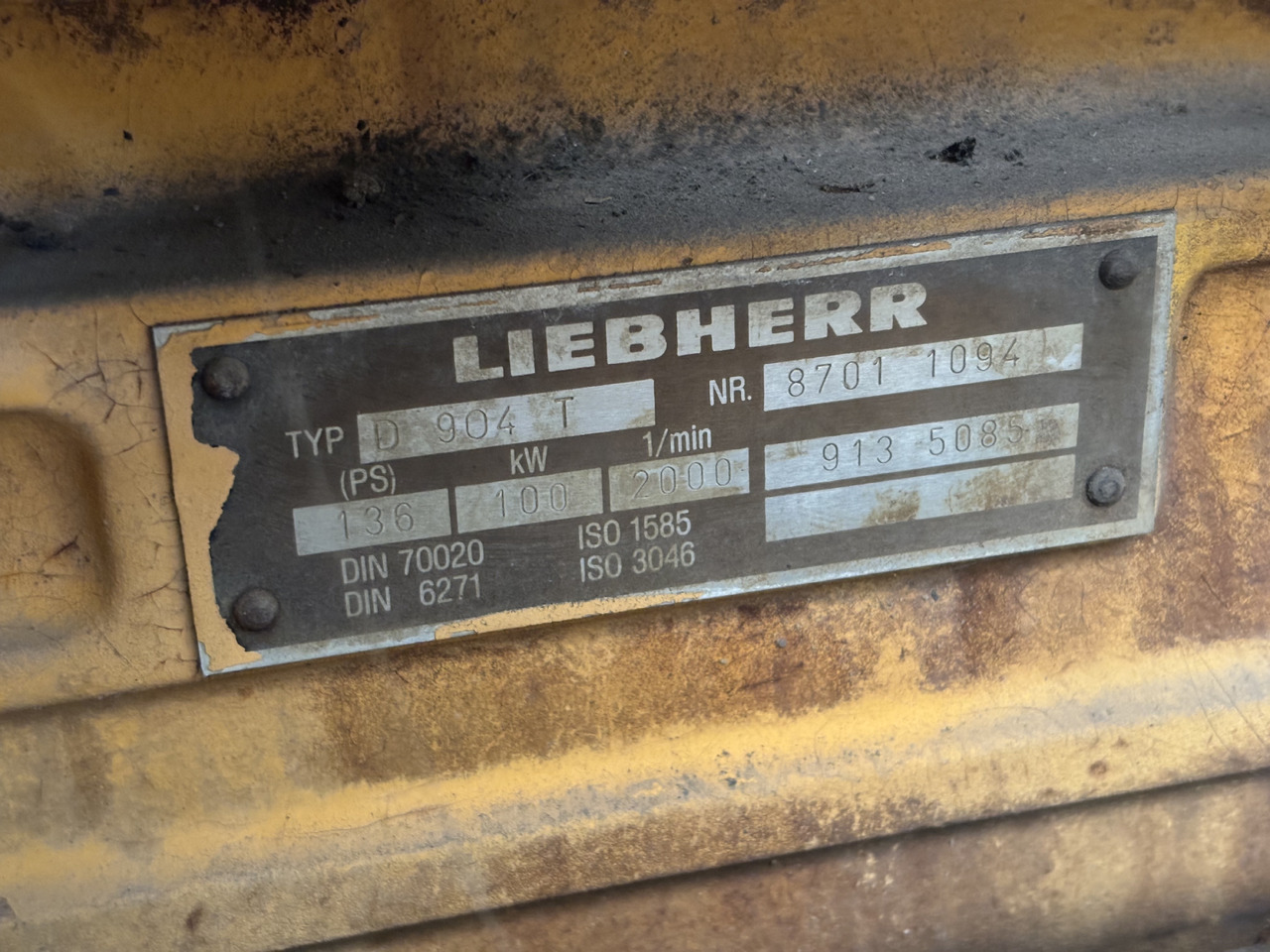 Liebherr D904T D 904 T Silnik Kompletny Blok Koło Zamachowe Wał Korbowy Pokrywa Miska CZĘŚCI - Vztrajnik za Kmetijski stroj: slika 1 Liebherr D904T D 904 T Silnik Kompletny Blok Koło Zamachowe Wał Korbowy Pokrywa Miska CZĘŚCI - Vztrajnik za Kmetijski stroj: slika 1