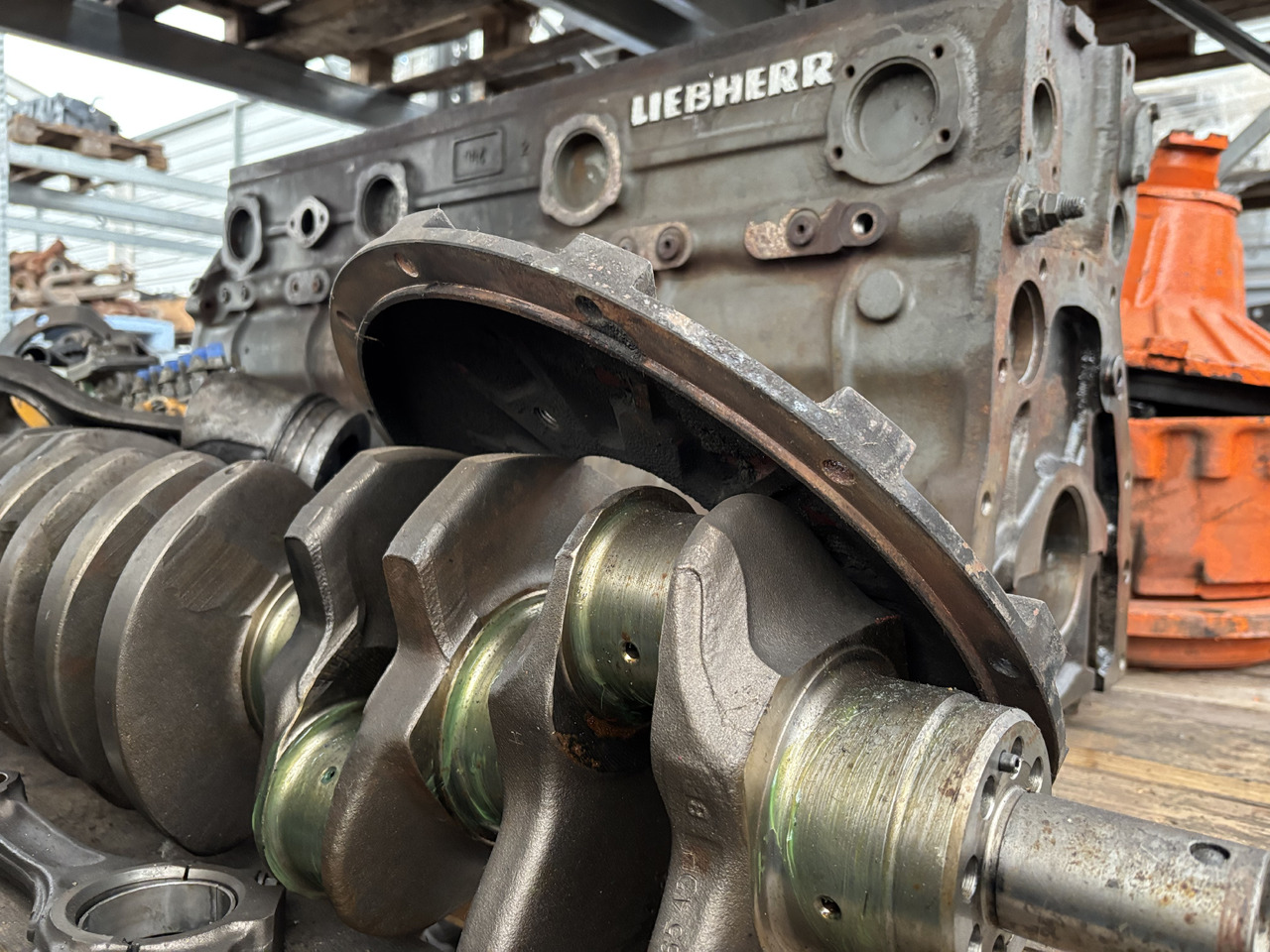 Liebherr D916 Blok Silnika 3201042 Wał Obudowa Tłoki CZĘŚCI - Blok cilindra za Kmetijski stroj: slika 2 Liebherr D916 Blok Silnika 3201042 Wał Obudowa Tłoki CZĘŚCI - Blok cilindra za Kmetijski stroj: slika 2