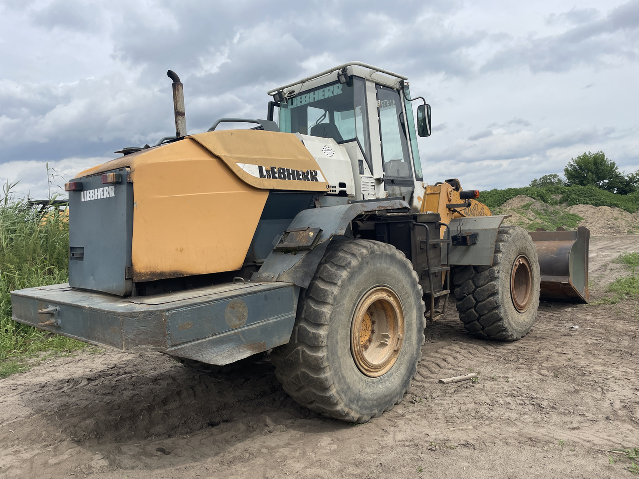Liebherr L544 - na części - most kabina skrzynia biegów silnik - Menjalnik za Kmetijski stroj: slika 3 Liebherr L544 - na części - most kabina skrzynia biegów silnik - Menjalnik za Kmetijski stroj: slika 3